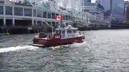 Marine first aid training course in Ontario, approved by Transport Canada, teaching emergency response skills for vessel accidents and illnesses